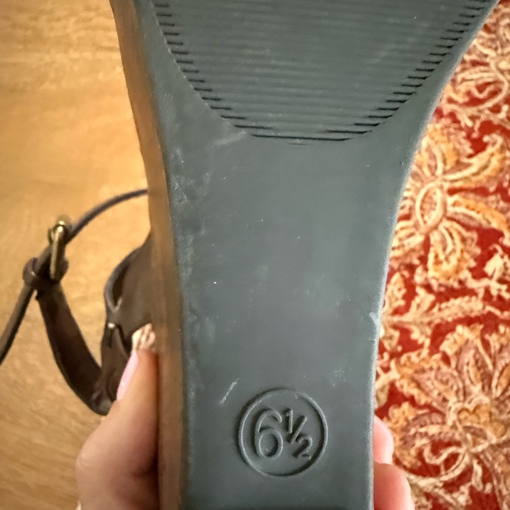 Brown and Orange Woven Sandals - Picture 9 of 9